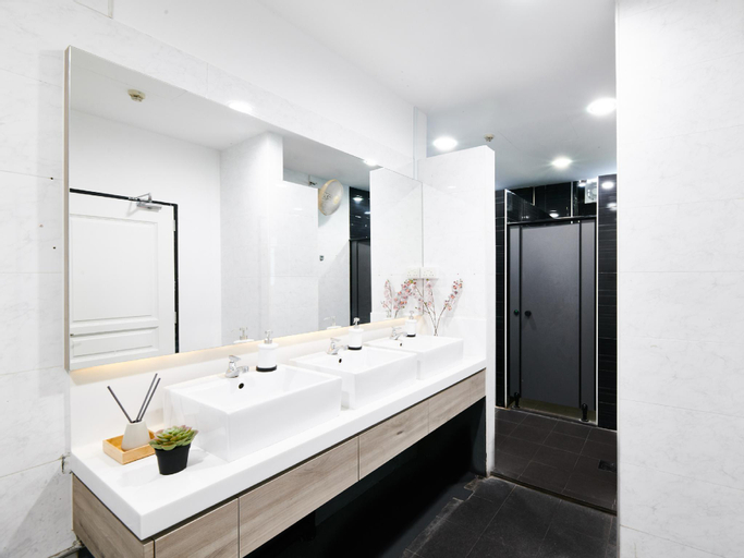 Bathroom 5