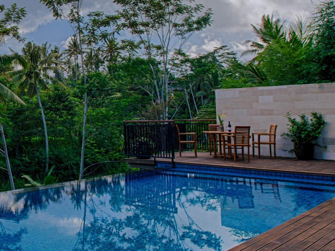 Swimming Pool 16