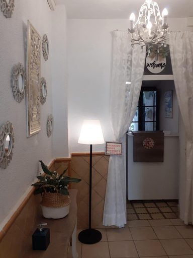Public Area, Portal 17 Can Tort, Girona