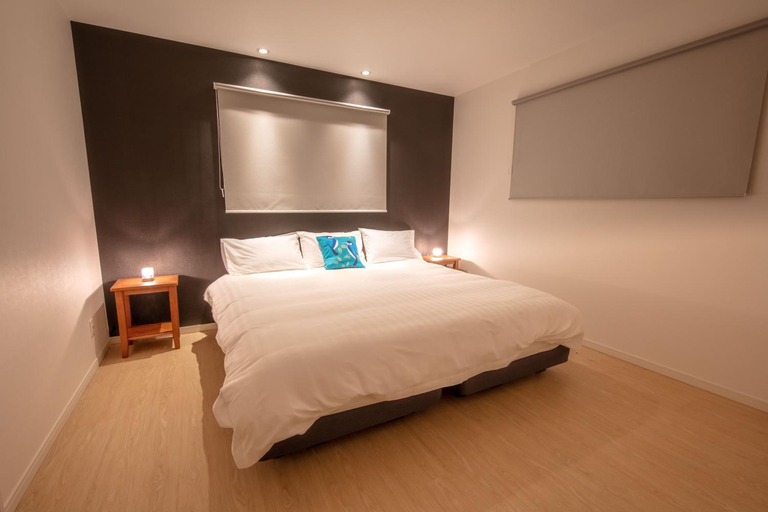 Others 4, Firefly Apartments, Hakuba