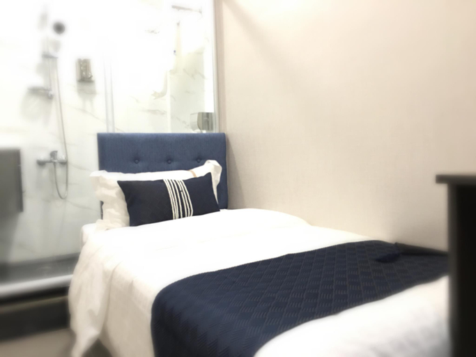 Bedroom 12