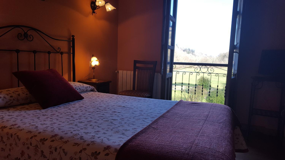 Bedroom 3, Hotel Rural Casa Cueto, Asturias