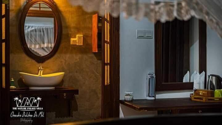 Bathroom 5, New Nature Palace Villa, Karandeniya