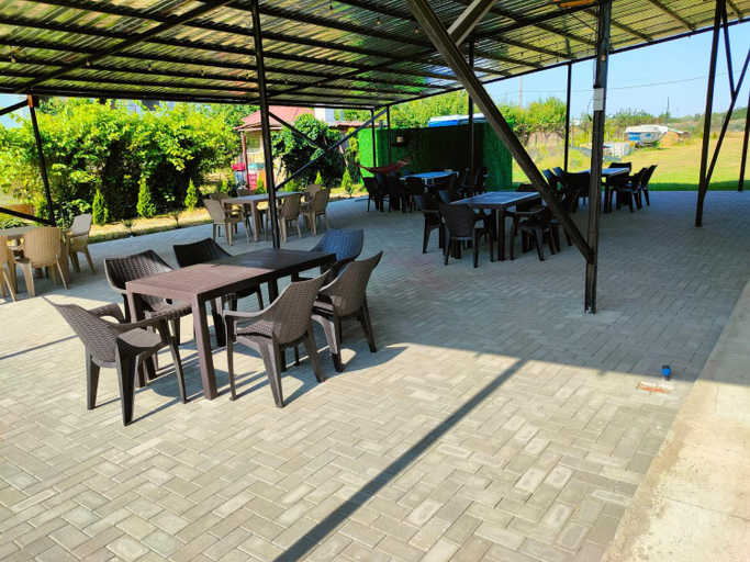 Food & Drinks 3, Vila MerSea, Navodari