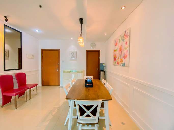 Dining Room 16