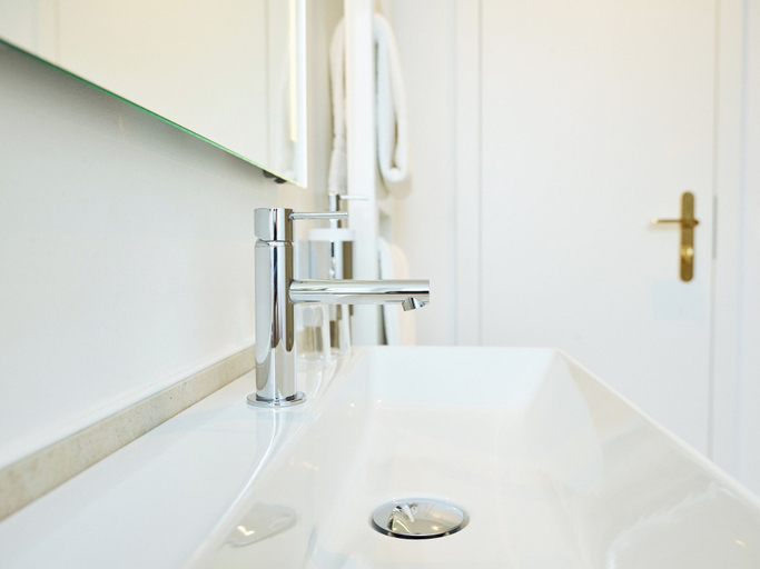 Bathroom 5, Hotel Lindenufer, Berlin