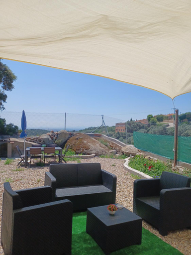 Others 4, Bungalow Sierra San Vicente, Toledo