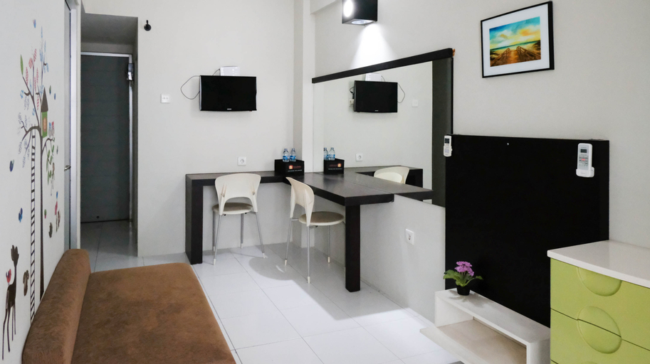 Bathroom 18