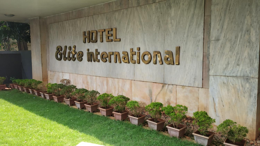Exterior view, Hotel Elite International, Thrissur