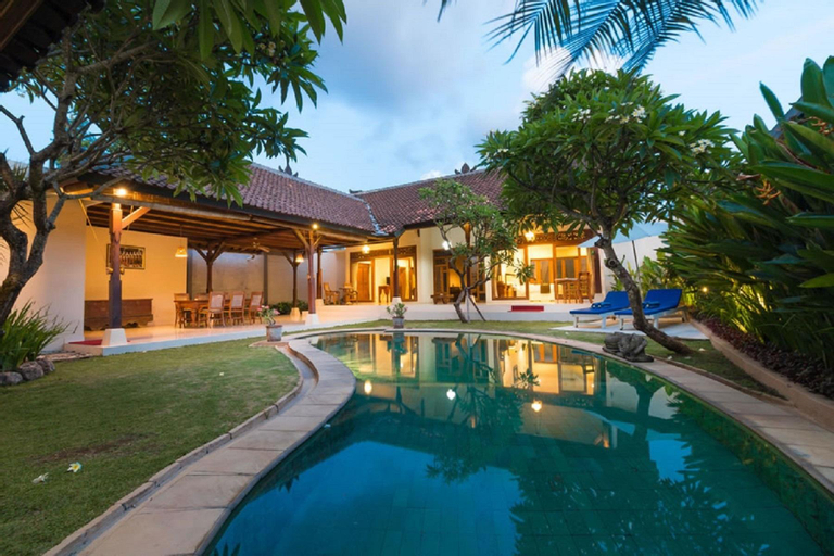 Swimming Pool 9