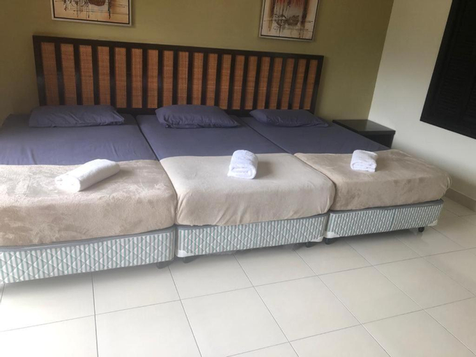 Bedroom 1, Sunset studio apartment Goldcoast morib, Kuala Langat