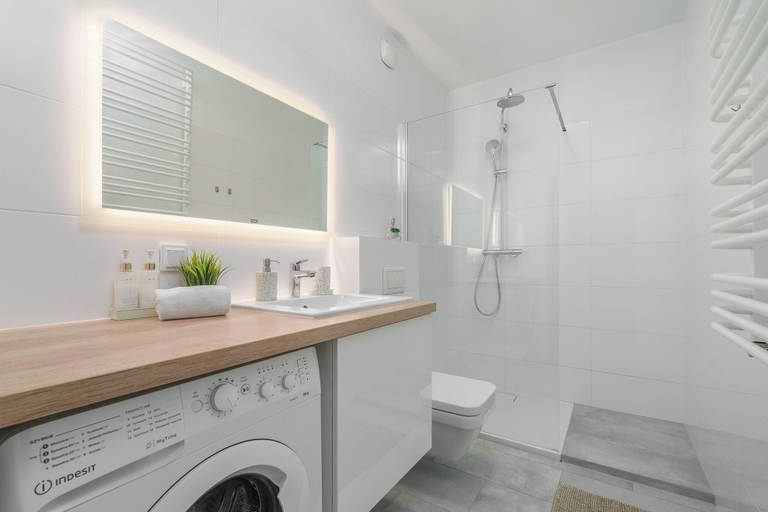 Bathroom, MARGI Lotus Apartment, Szczecin