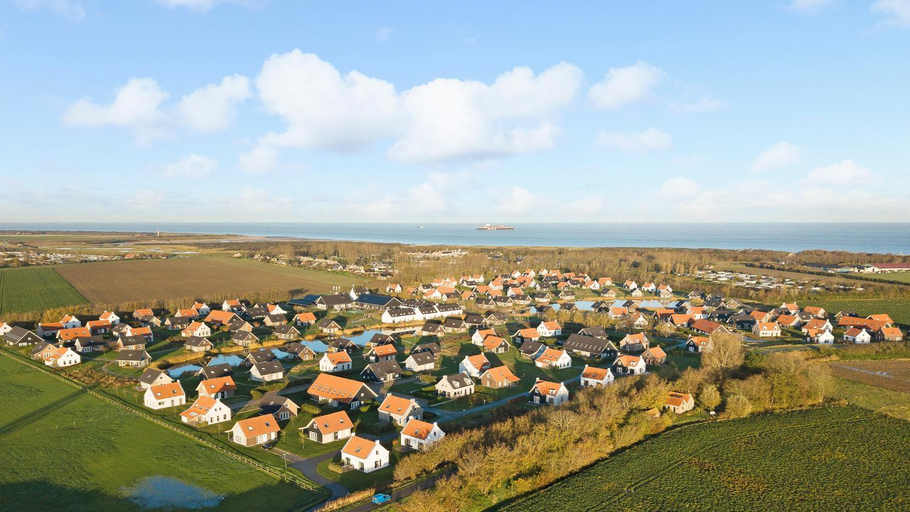 Others 5, Dormio Strand Resort Nieuwvliet-Bad, Sluis