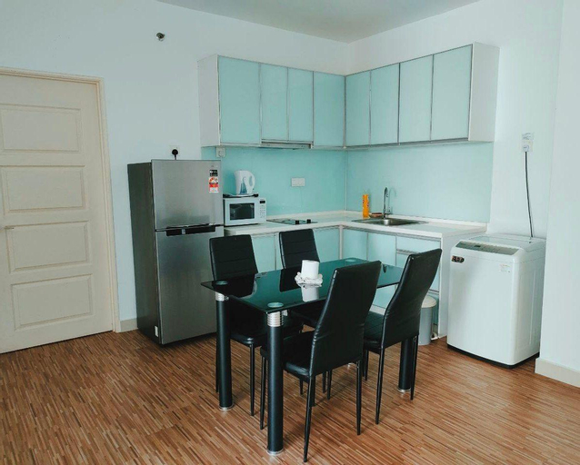Dining Room 12