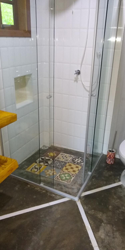 Bathroom 3, Chales Roma, Santo Antônio do Pinhal