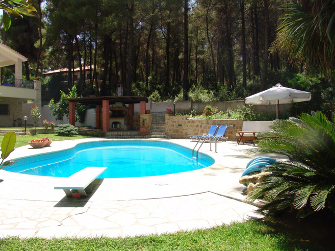 Others 5, Mira Forest Residences, Central Macedonia