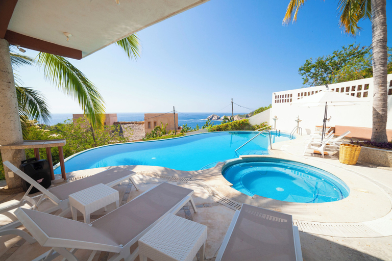 Sport & Beauty 2, Hotel Casa Rush, Dist. Pochutla