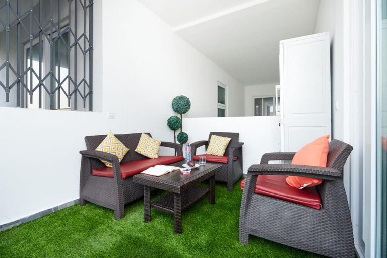 2, Perfect Luxury @ Henrietta’s Residence, Accra