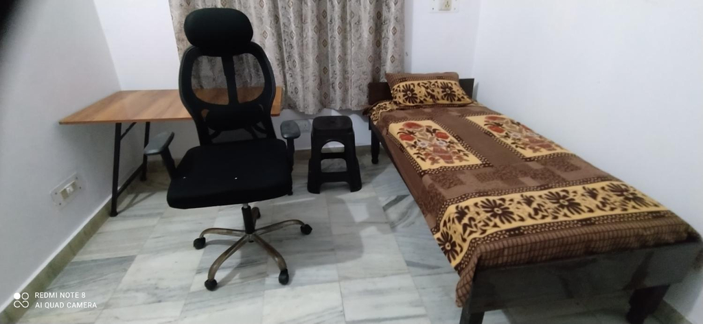Bedroom 5, Spacious Home with Rooftop Best Value, West