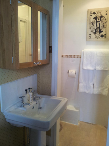 Bathroom 3, The Ambassador Townhouse, Sefton