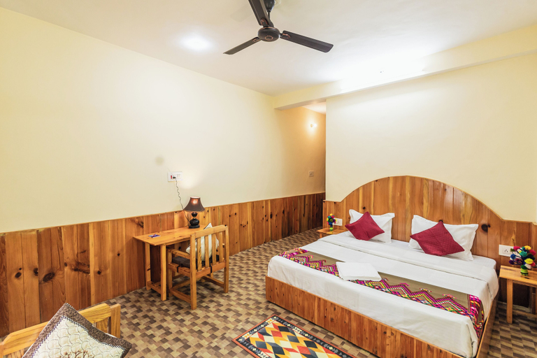 Bedroom 4, Tirthan River Echoes, Kullu