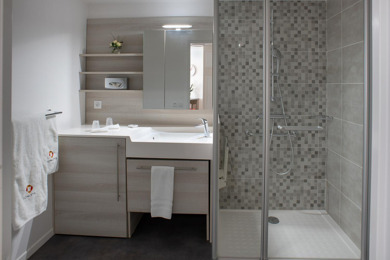 Bathroom, DOMITYS - Les Pagelles, Haute-Garonne