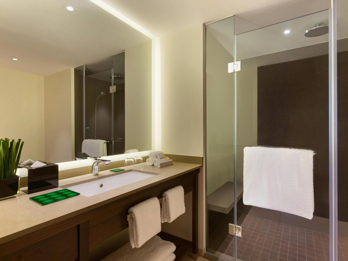 Bathroom 19