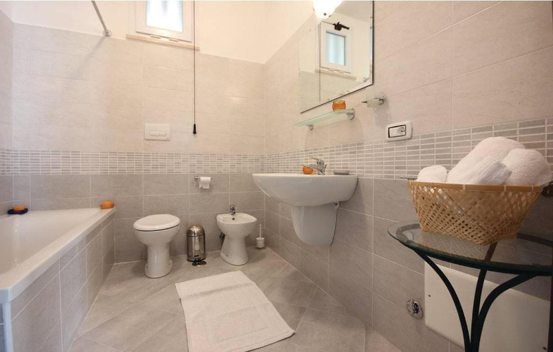 Others 3, Comfortable and spacious villa - Baia Domizia, Caserta