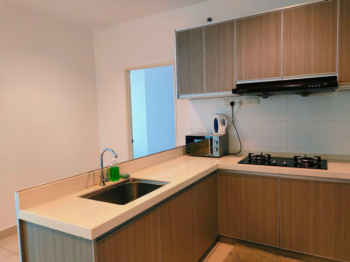 Dining Room 10