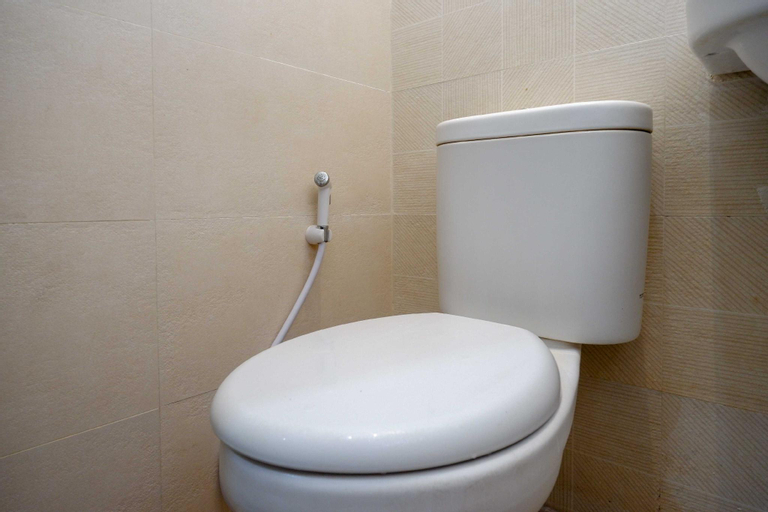 Bathroom 25