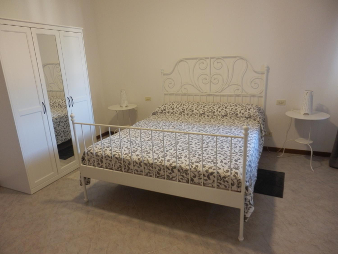 Bedroom 2, Appartamento Oscar, Perugia