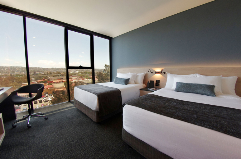 Bedroom 4, Quartz Hotel & Spa, Tijuana