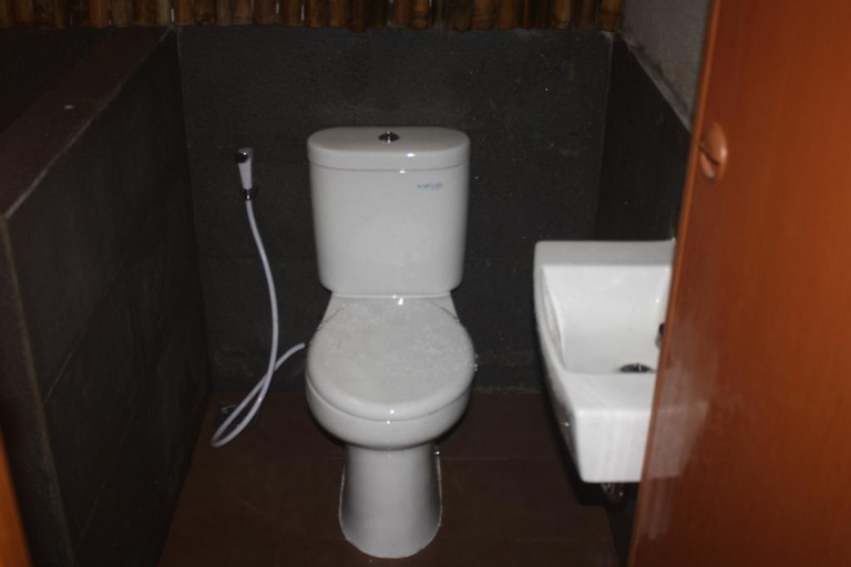 Bathroom 9