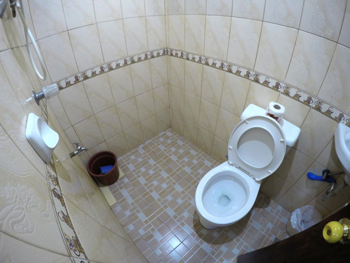 Bathroom 2