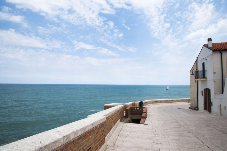 Others 2, Residenza Giannini a Termoli, Campobasso