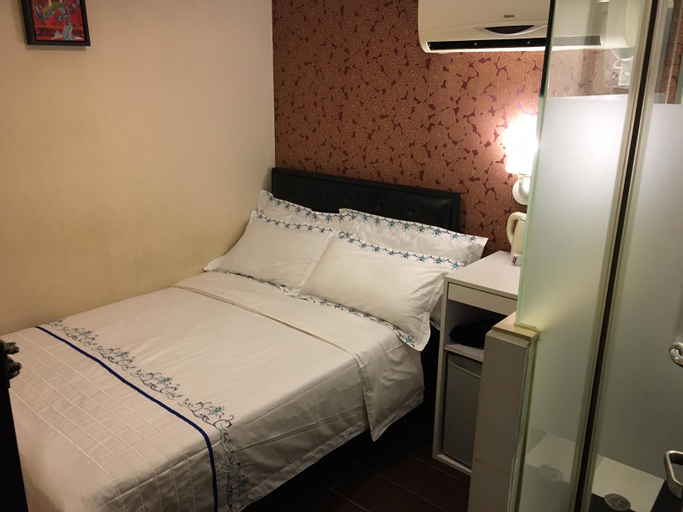 Bedroom 9