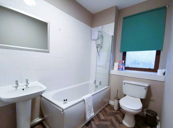 Bathroom 3, Friars Wynd Hotel, Stirling