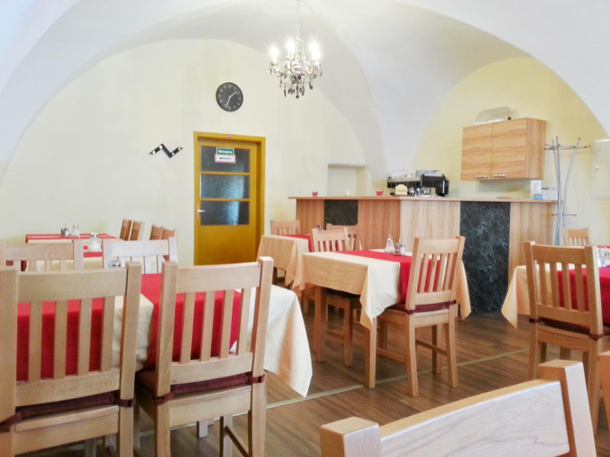 Food & Drinks 3, Pension Weisses Lamm, Melk