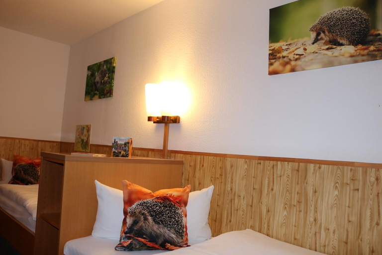 Bedroom 2, Hotel und Restaurant Karpfenschanke, Spree-Neiße