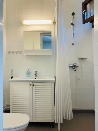 Bathroom 3, Voionmajoitus, Pirkanmaa