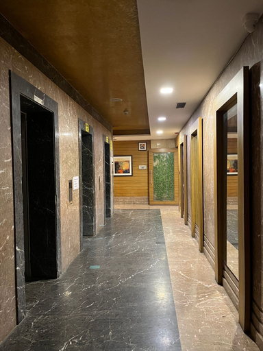 Others 5, The Sky Imperial Thaltej, Ahmadabad