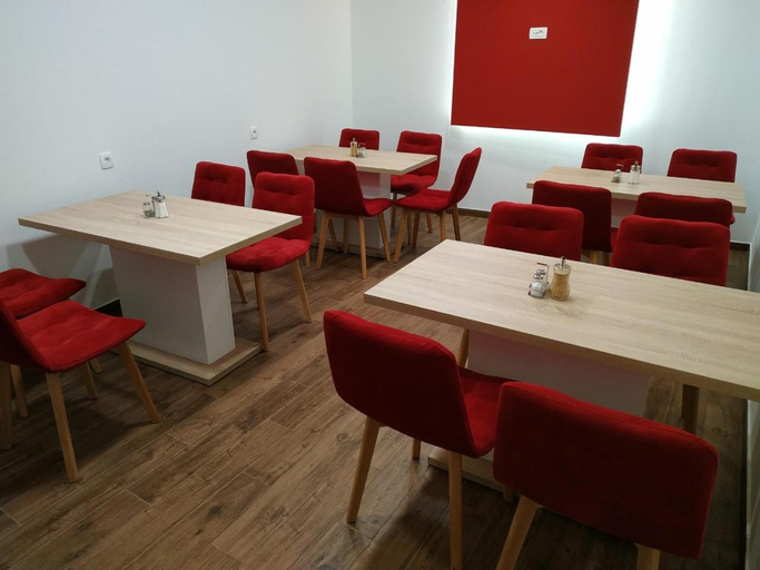 Food & Drinks 5, Hotel Logavina 8, Sarajevo