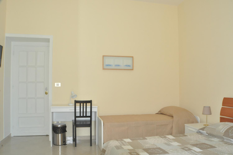 Others 3, Aldebaran B&B, Salerno