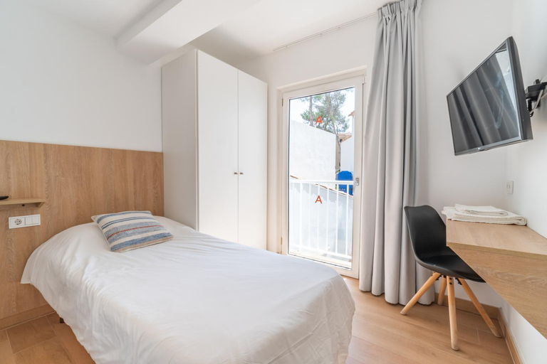 Bedroom 4, Hostal Alcina, Baleares