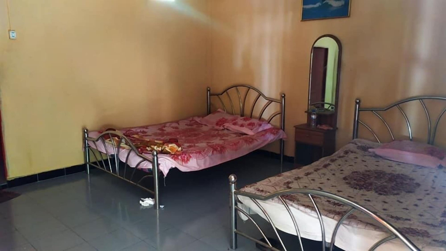 Bedroom 3, Kingshuk Beach Resort, Maungtaw