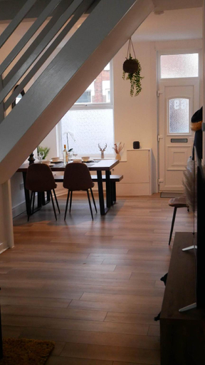 Others 4, Stoke - 3 Bedroom House - Winifred St., Stoke-on-Trent
