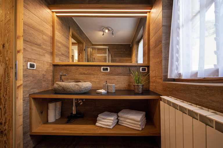 Bathroom 4, Schoenau Bio & SPA Family Apartments, Bolzano