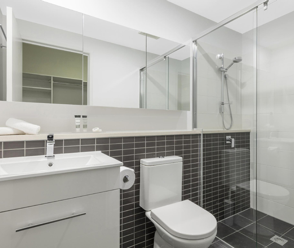Bathroom 6