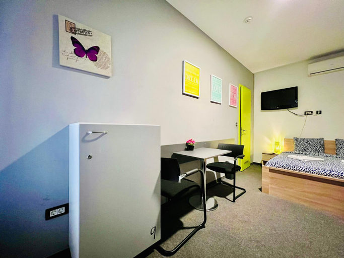 Others 3, Himalayan Hostel, Zagreb