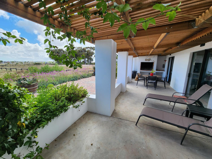 3, Oorgenoeg in Langebaan, West Coast